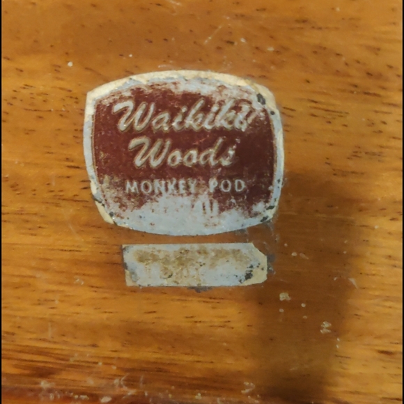 Waikiki Monkey Pod Wood Bowl - Picture 4 of 5